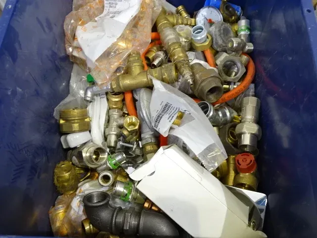 Grote partij koppelstukken - afbeelding 3 van  9