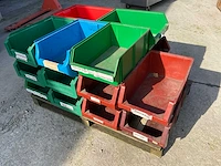 Grote partij kunststof voorraadbakken - afbeelding 4 van  10