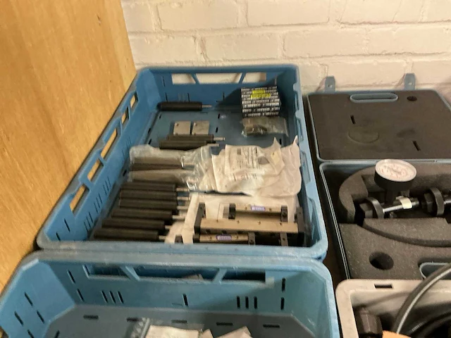 Grote partij machinebouw-toebehoren - afbeelding 8 van  18