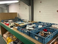 Grote partij machinebouw-toebehoren - afbeelding 1 van  18
