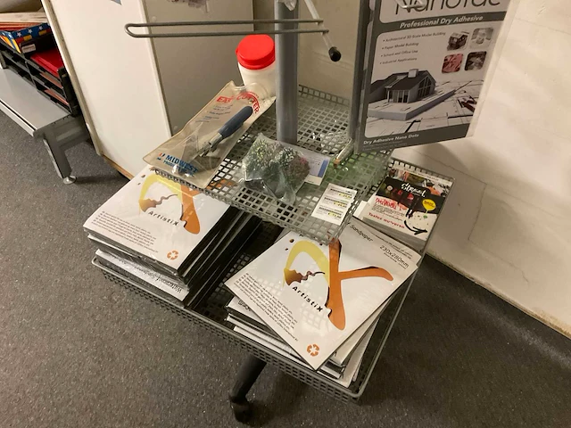 Grote partij maquette materiaal. - afbeelding 9 van  19