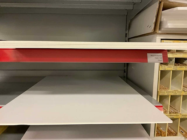 Grote partij maquette materiaal. - afbeelding 15 van  19