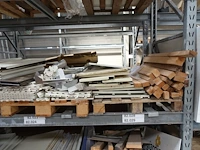 Grote partij metalen onderdelen voor rekken - afbeelding 15 van  21