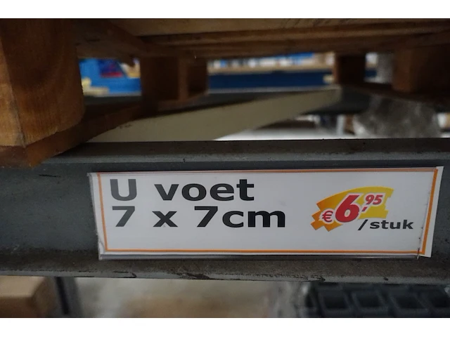 Grote partij metalen paalhouders - afbeelding 9 van  11