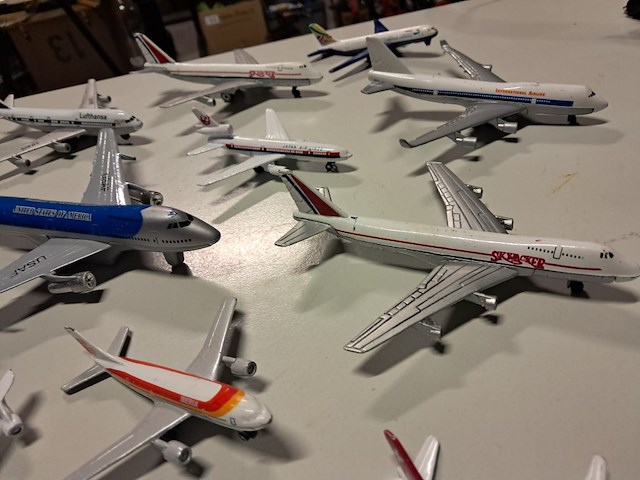 Grote partij metalen vliegtuigen 12 stuks - afbeelding 6 van  6