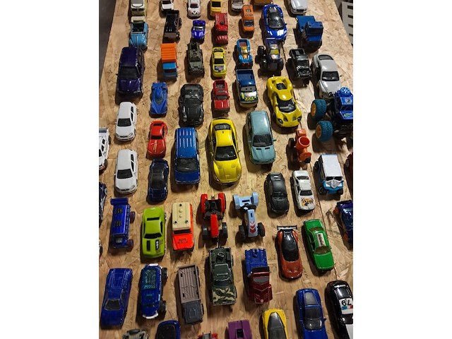 Grote partij metalen wagens 110 stuks - afbeelding 3 van  9