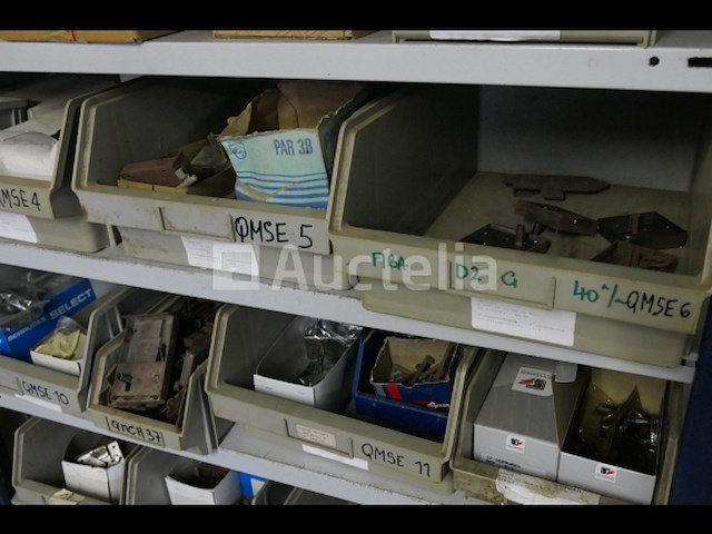 Grote partij meubelsloten - afbeelding 2 van  7