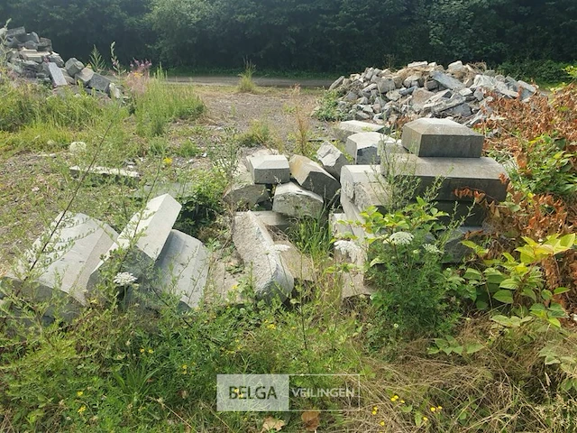 Grote partij natuursteen - afbeelding 1 van  2