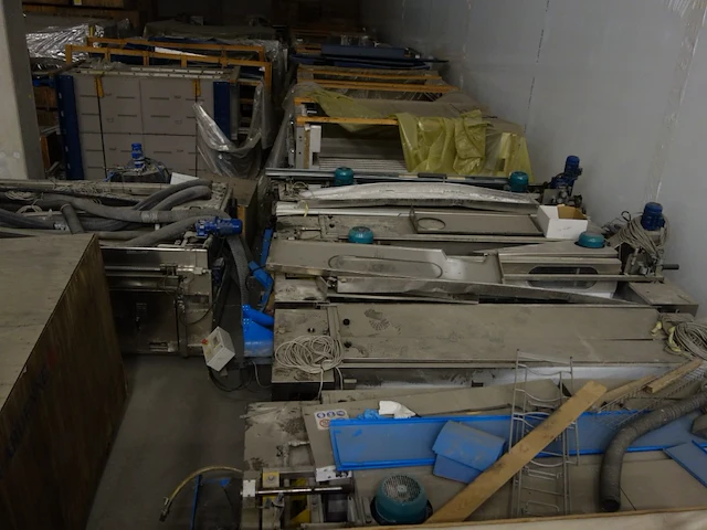 Grote partij oude metalen - afbeelding 1 van  34