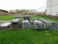 Grote partij palletranden & diverse palletdeksels - afbeelding 1 van  5