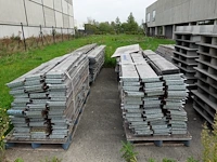 Grote partij palletranden & diverse palletdeksels - afbeelding 5 van  5