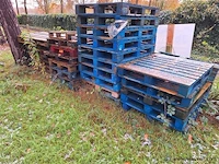 Grote partij palletten - afbeelding 5 van  6