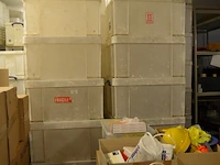 Grote partij pvc bakken met en zonder deksel ca. 95 stuks 145x84 (b248) - afbeelding 1 van  8