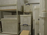 Grote partij pvc bakken met en zonder deksel ca. 95 stuks 145x84 (b248) - afbeelding 6 van  8