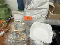 Grote partij pvc bestek en dozen - afbeelding 1 van  7