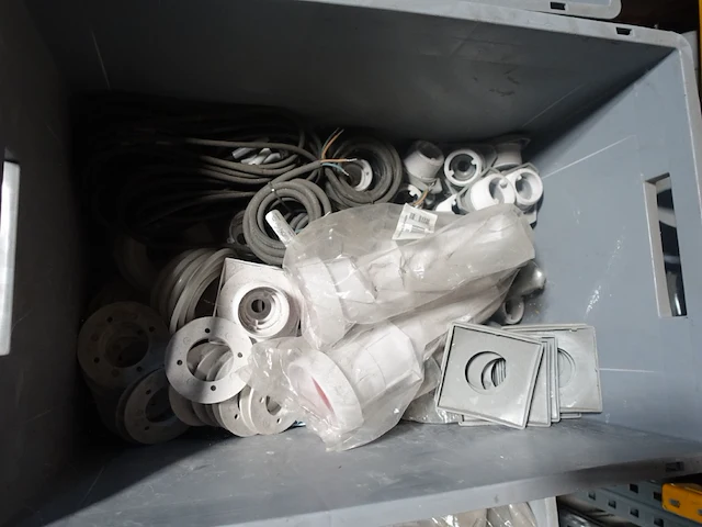 Grote partij pvc koppelstukken - afbeelding 3 van  34