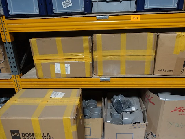 Grote partij pvc koppelstukken - afbeelding 30 van  34