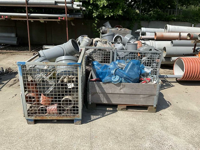 Grote partij pvc materialen - afbeelding 1 van  10