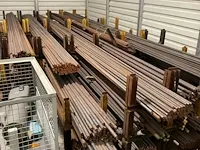 Grote partij rond staal - afbeelding 3 van  9