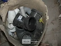 Grote partij sanitair pvc - afbeelding 2 van  6