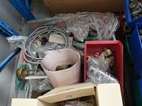 Grote partij sanitair toebehoren - afbeelding 33 van  33