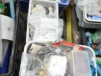 Grote partij sanitaire pvc koppelingen en galva koppelingen (15) - afbeelding 8 van  21