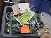 Grote partij sanitaire pvc koppelingen en galva koppelingen (15) - afbeelding 11 van  21