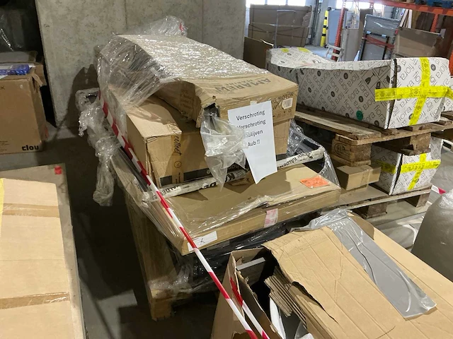Grote partij sanitaire retourgoederen - afbeelding 3 van  14