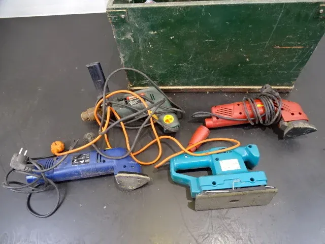 Grote partij schuurmachines - afbeelding 5 van  12