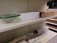 Grote partij spoelbakken en wc brillen - afbeelding 2 van  13