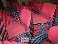 Grote partij stapelstoelen - afbeelding 5 van  9