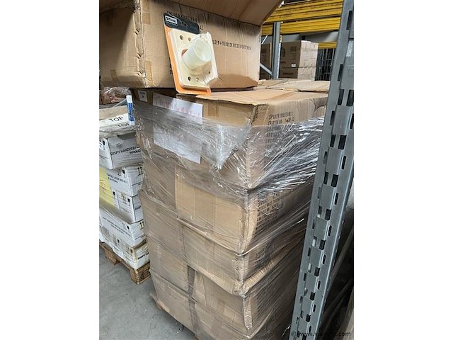 Grote partij tandenborstelhouders, (zonder pallet) - afbeelding 2 van  2