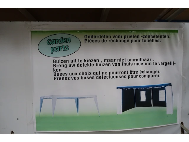 Grote partij tenten, doeken en toebehoren - afbeelding 15 van  25