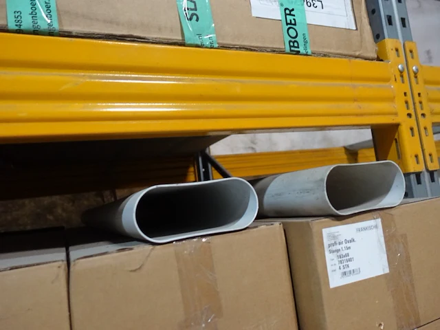 Grote partij toebehoren ventilatie - afbeelding 16 van  29