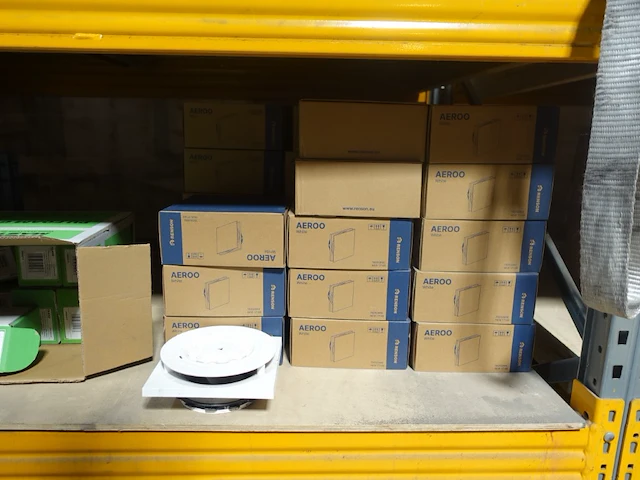 Grote partij toebehoren ventilatie - afbeelding 25 van  29