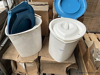 Grote partij toiletemmers, (zonder pallet) - afbeelding 1 van  1