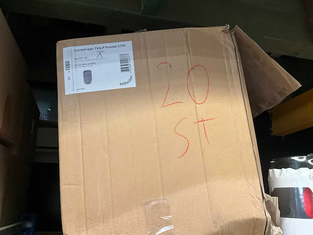 Grote partij verluchtingsbuizen, koppelstukken, etc - afbeelding 42 van  67