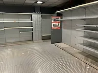 Grote partij winkelstellingen - afbeelding 13 van  30