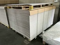 Grote partij wit golfkarton 160x240 - afbeelding 4 van  10