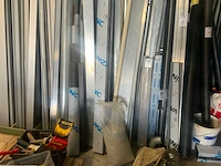 Grote partij zink en alu dakmaterialen - afbeelding 2 van  5
