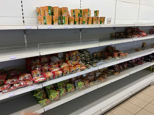 Grote restpartij aziatisch voedsel - afbeelding 3 van  70