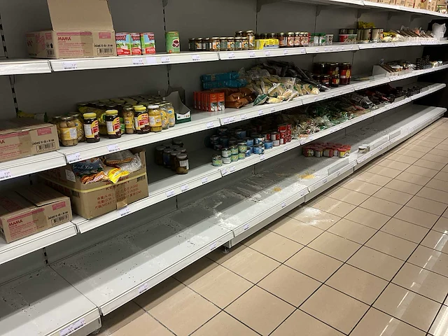 Grote restpartij aziatisch voedsel - afbeelding 12 van  70