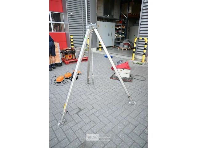 Grote rollgliss driepikkel/driepoot - afbeelding 1 van  6