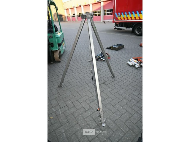 Grote rollgliss driepikkel/driepoot - afbeelding 2 van  6