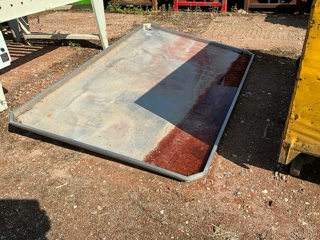 Grote rvs spoeltafel - afbeelding 2 van  5