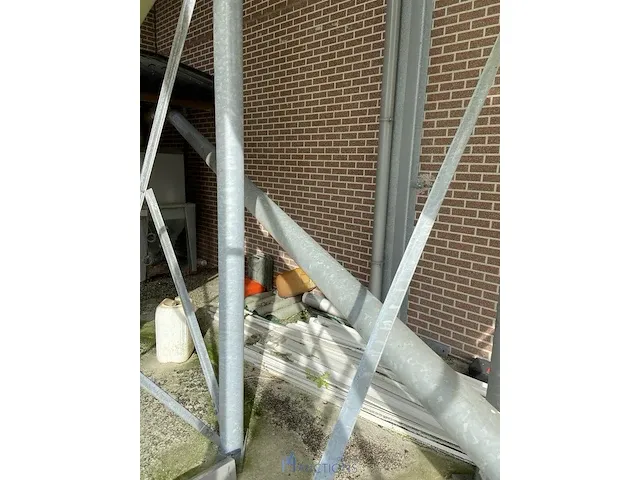 Grote silo - afbeelding 2 van  14