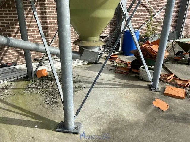 Grote silo - afbeelding 10 van  14