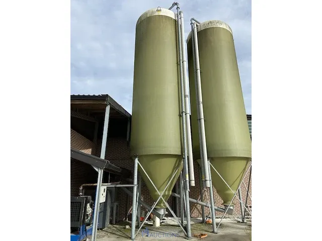Grote silo - afbeelding 4 van  11