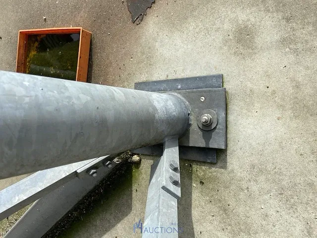 Grote silo - afbeelding 9 van  11