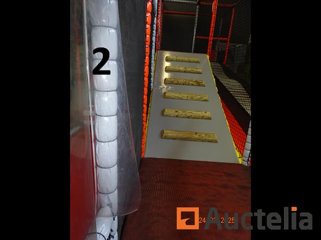 Grote speelmodule inclusief karrencircuit +/- 60 m² - afbeelding 18 van  38